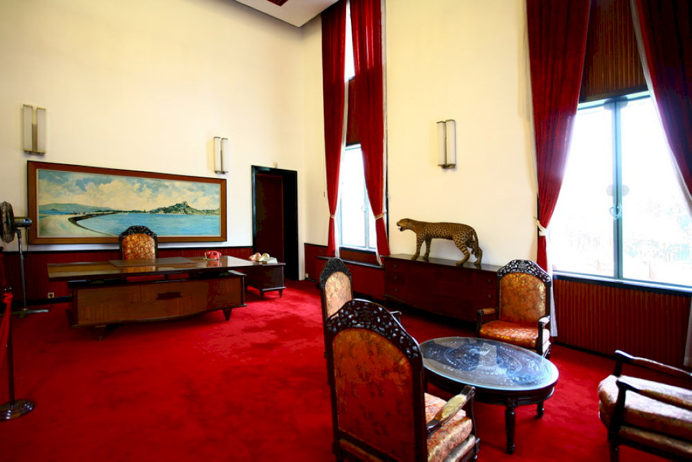 The working office of President Nguyen Van Thieu